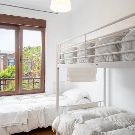 Little Yellow House * Gijón